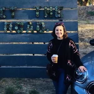 Meet your Posher, Andrea